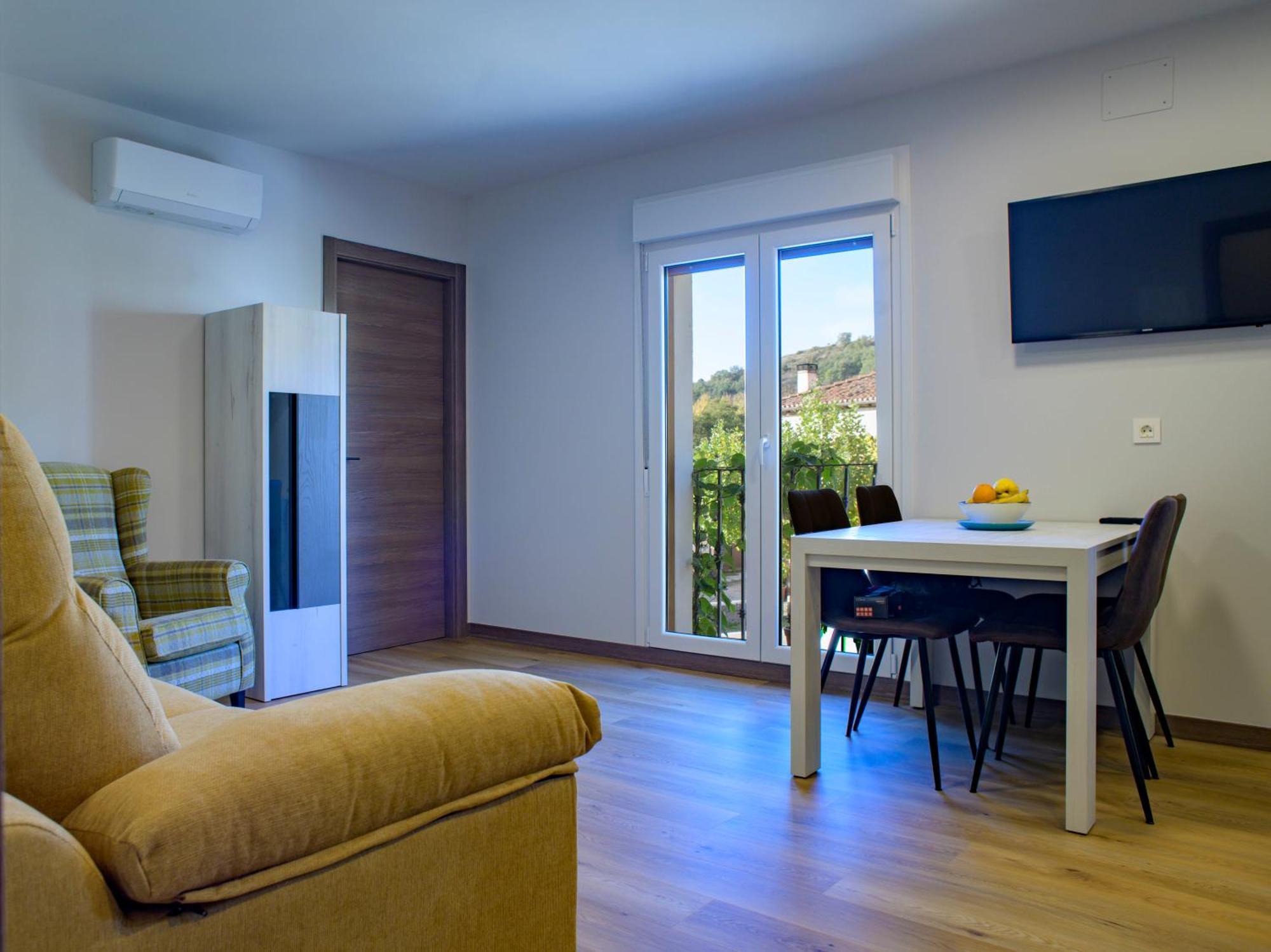 Apartamentos El Puente Covarrubias Bagian luar foto